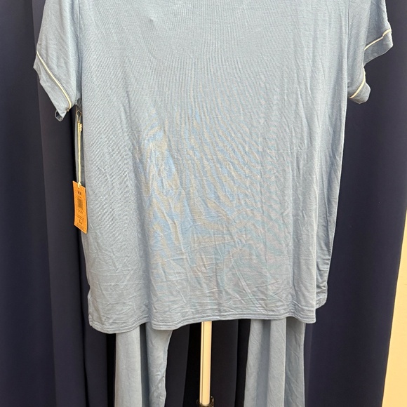 Pajama Set - Picture 4 of 4